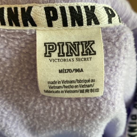 *SOLD on ♏️* Victoria’s Secret Pink Womens Purple & Blue Sweatshirt - Picture 6 of 6